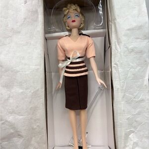 Ashton-Drake Gene Doll Press Conference Outfit Peach Brown 16” w Box Stand
